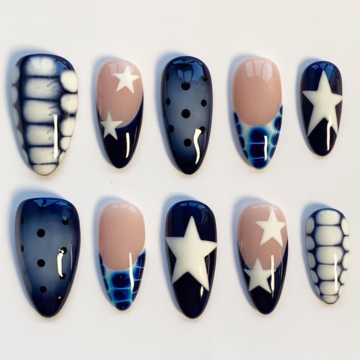 Lara — Midnight Star Nails press-on nail set