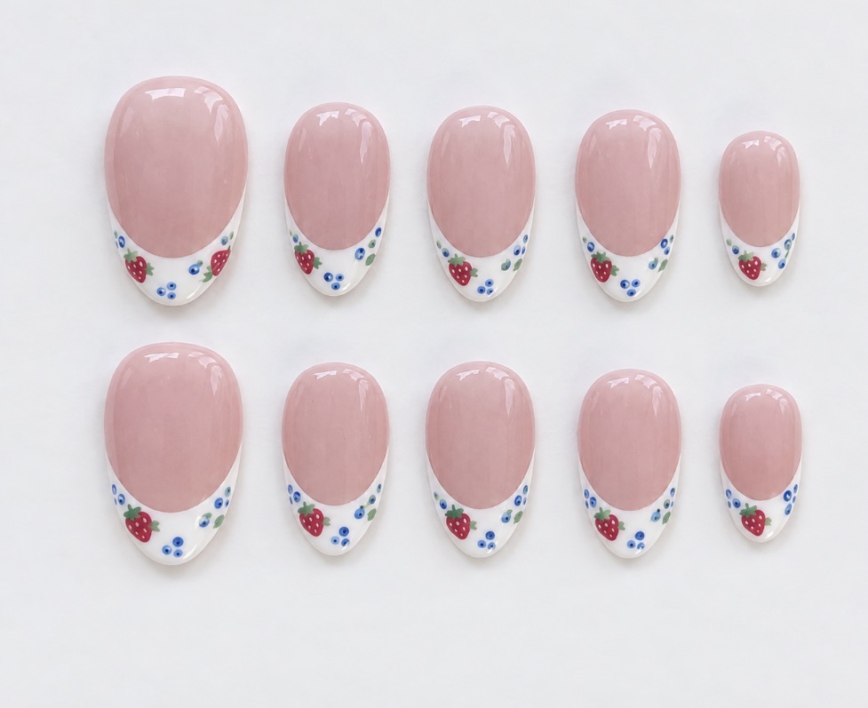 Strawberry Milk press-on nail set